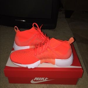 Women’s Nike air presto
